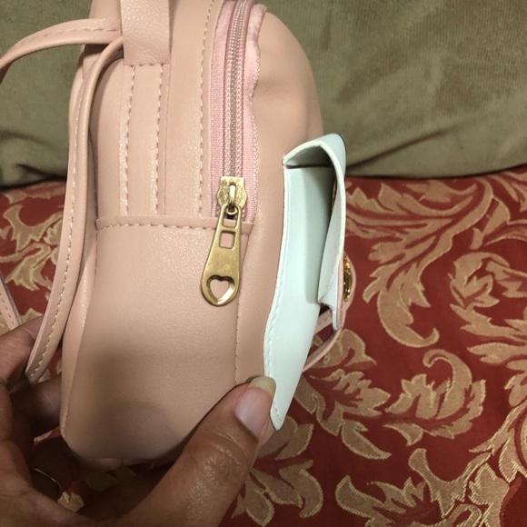 Miniature Fabulously Function Handbag. Blush /Pink - Picture 4 of 6